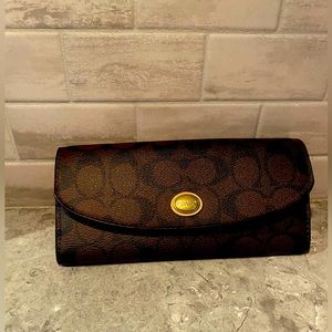 Coach wallet